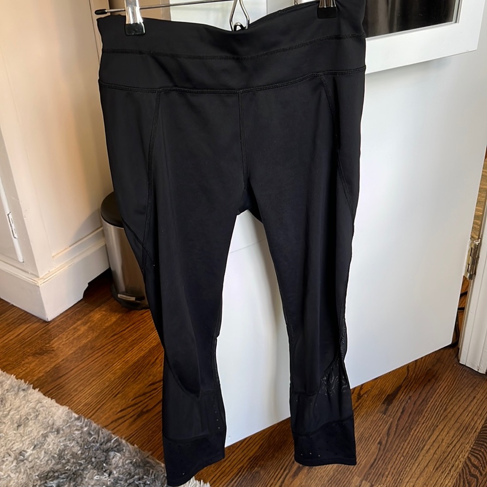 Athlete leggings, size small